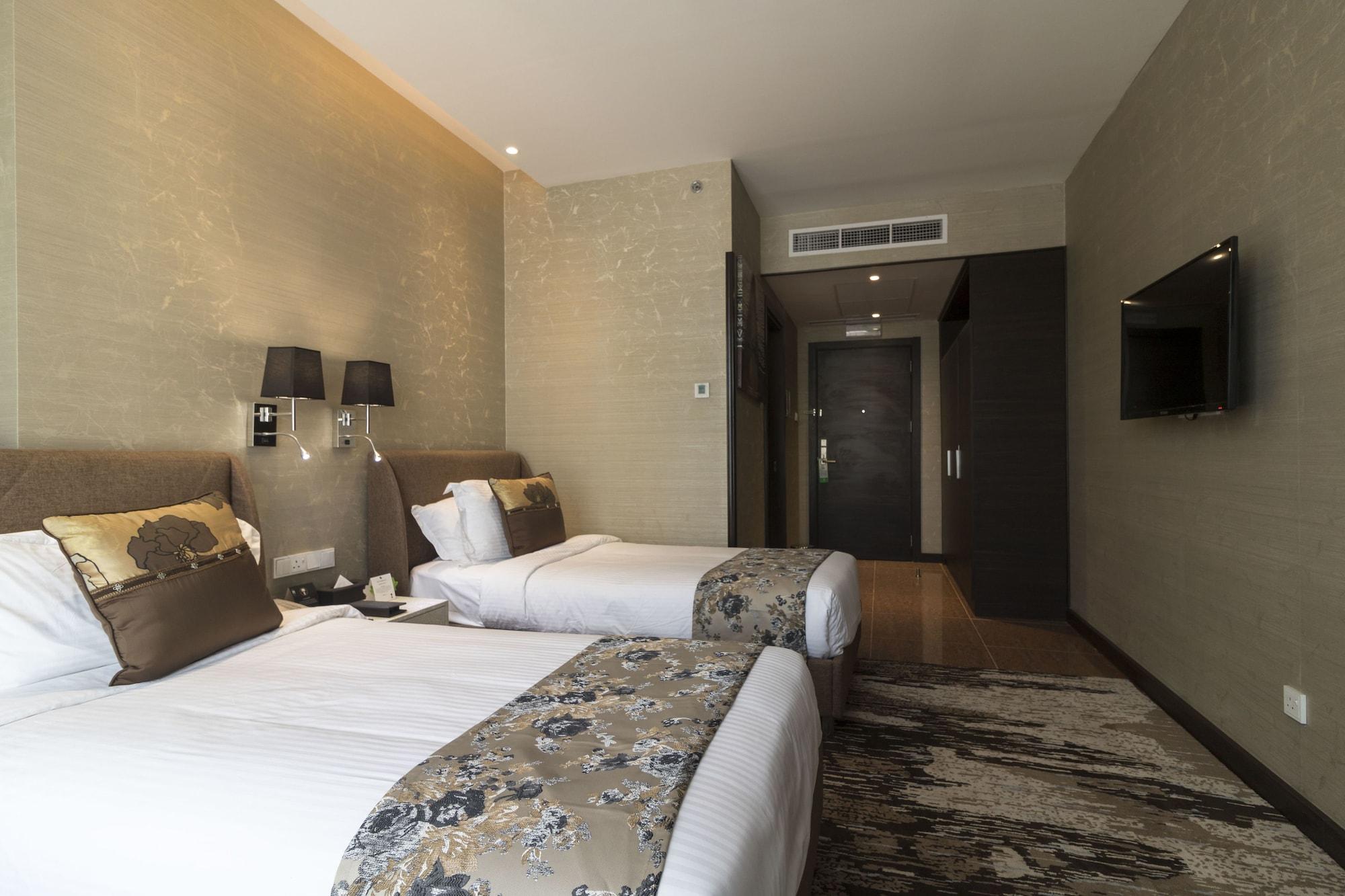 M Hotel Makkah By Millennium Mecca Exterior photo A room at the hotel
