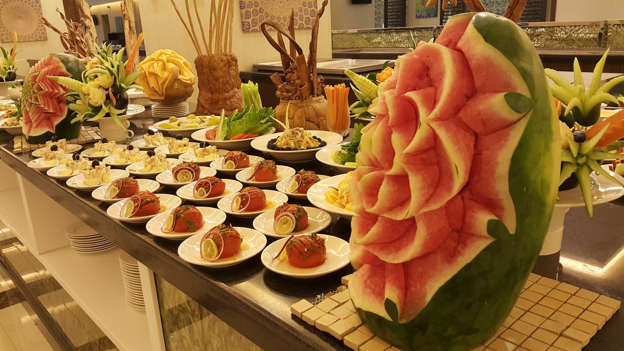 M Hotel Makkah By Millennium Mecca Exterior photo A buffet at a luxury hotel in Bangkok